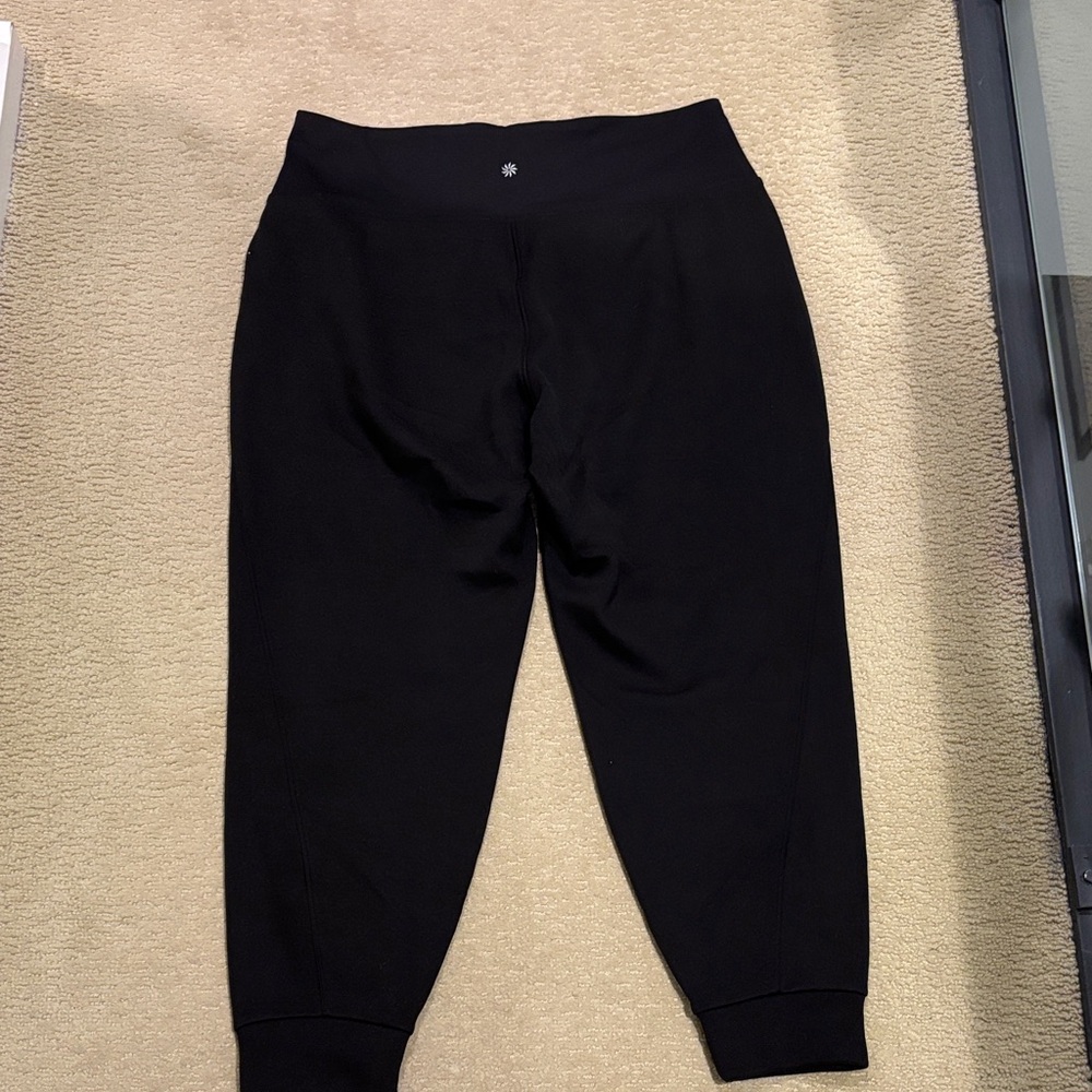 Athleta Black Activewear Pants - Picture 3 of 3